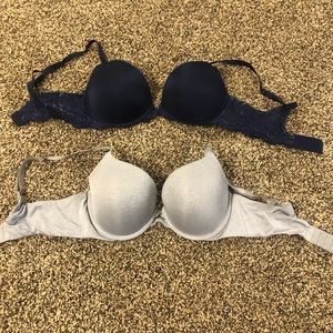 2 victorious secret bras